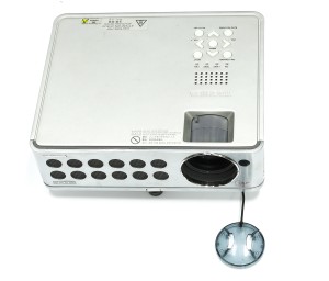 Toshiba TDP-D1 - Projektor DLP w Dobrym Stanie