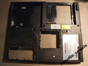 Obudowa dolna Toshiba Satellite S2430-402 FV GW KR